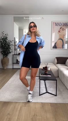 Quick Mom Outfits, Chill Mom Outfits Summer, Topgolf Outfits Women, Cycliste Outfit, Pilates Outfit Summer, 9060 New Balance Outfit Summer, Football Game Outfit Summer, Casual Theme Park Outfits, Short Hair Looks Outfits