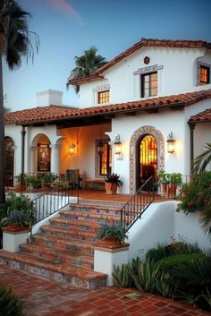 Pin by Adielasofia on Mi hogar in 2025 | Hacienda style homes, Spanish style homes, Spanish revival home