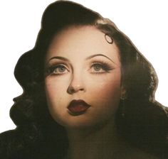 Real 1920s Makeup, Movie Star Makeup, 1930s Makeup Look, 20s Makeup Aesthetic, 1900s Makeup Look, 30s Makeup Look, Vintage Makeup Ideas, 50s Vampire Aesthetic, 1910s Makeup