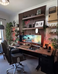 Pin van Mimi op bureau in 2025 | Thuiskantoorontwerp, Thuiskantoor, Interieur