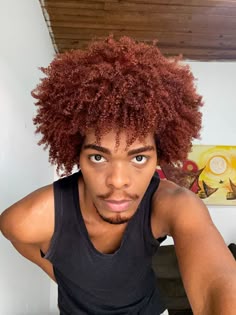 Dyed Afro, Auburn Hair Color Men, Afro Hair Dye, Auburn Hair Dye, Boys Colored Hair, Fade Haircut Curly Hair, Natural Hair Men, Boy Braids Hairstyles, Dyed Hair Men