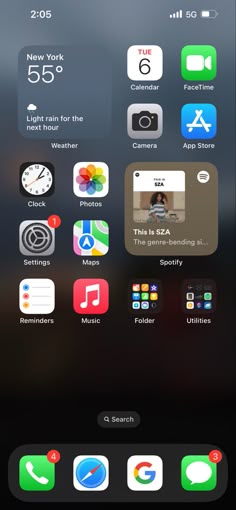 Simple home screen in 2025 | Ios app iphone, Iphone organization, Iphone app layout