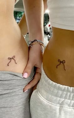#tattooed #tattoosforwomen #microtattoos #cutetattoo #home #pink #search #tinytattooideas #bestfriendtattoo Hüfte Tattoo, Bestie Tattoo, Cute Simple Tattoos, Bow Tattoo, Bff Tattoos, Petite Tattoos, Tattoos For Black Skin, Classy Tattoos, Pretty Tattoos For Women