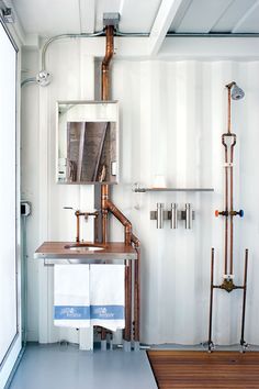 Slideshow: 5 Modern Showers | Dwell | Industrial bathroom design, Building a container home, Container house