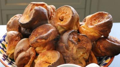 Matilda and the Ramsay Bunch - Dad's Yorkshire Puddings
