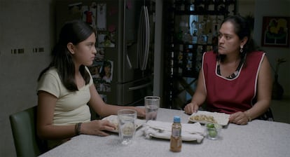 Sótera Cruz y Érika López, en 'El ombligo de Guie'dani' (2018).
