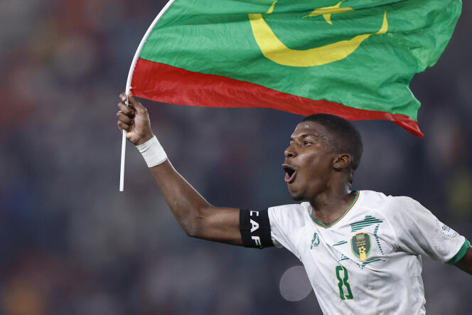 Le milieu de terrain Bodda Mouhsine célèbre la victoire face à l’Algérie en Coupe d’Afrique des nations, à Bouaké, le 23 janvier 2024.