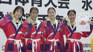 競泳女子４００メドレーリレー、日大藤沢が大会新で２連覇…学校対抗もＶ２