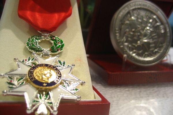 Médaille de chevalier de l'Ordre national de la Légion d'honneur