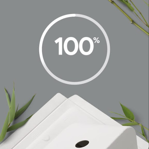 An animation showing Google's goal of 100% recycled plastic by 2025 above a packaging box made from recycled materials