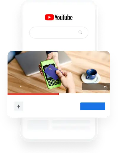 スマートフォンで決済しているユーザーの写真を使用した銀行の YouTube 広告
