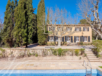 propriété à Aix-en-Provence (13)