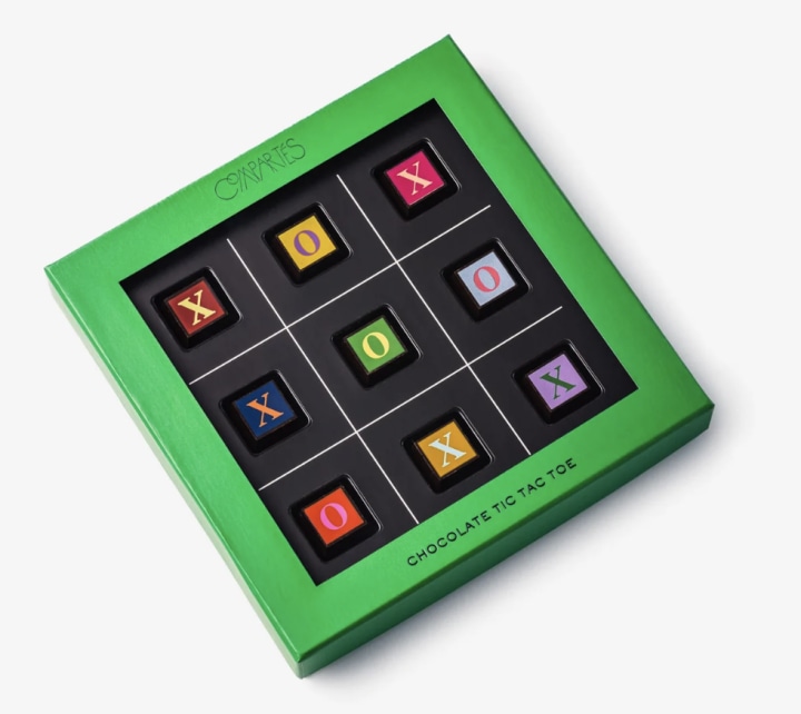 Compartés Edible Tic-Tac-Toe Chocolate Game