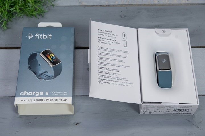 Fitbit-Charge-5-Box-Opened