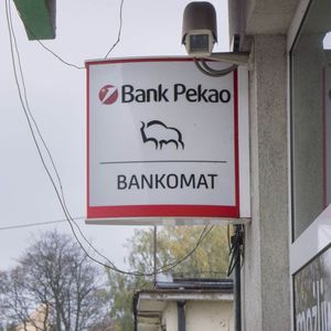 Les deux établissements bancaires polonais Bank Pekao et Alior Bank ont annoncé mardi soir qu'ils renonçaient à fusionner.