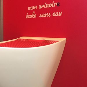 La commercialisation de l'urinoir de madamePee sera lancée en France en 2019.