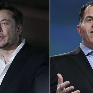Elon Musk (à gauche) veut retirer Tesla de la Bourse, à l'instar de Michael Dell (à droite), qui avait retiré Dell de la cote en 2013
