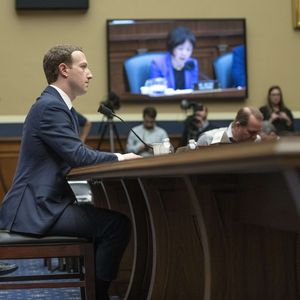 Mark Zuckerberg a été tenu de s'expliquer devant le Congrès américain sur l'affaire Cambridge Analystica, survenue au mois d'avril.
