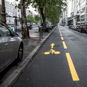 10 millions d'euros sont injectés pour financer la réalisation d'aménagements cyclables permettant de réduire les coupures entre cheminements pour vélos.