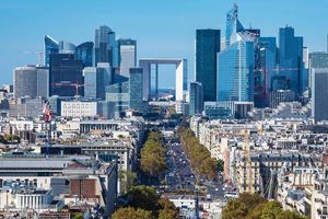 Le gouvernement veut conforter le statut de Paris comme première place financière européenne.