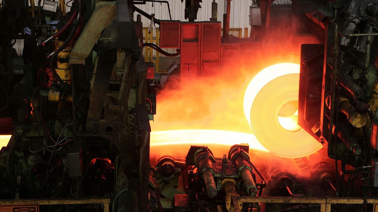 Le gouvernement brésilien a annoncé un doublement des droits de douane sur certaines productions d'acier alors que les importations en provenance de Chine ont bondi de 60 % l'an passé.