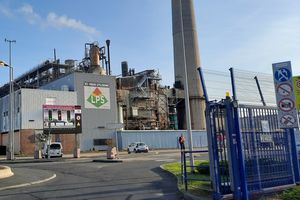 Le site de la raffinerie de Notre-Dame-de-Gravenchon en Basse Seine, qui emploie 1.800 salariés, est en grève et à l'arrêt depuis le 20 septembre
