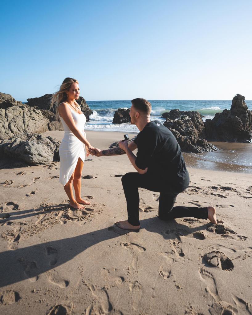 When Kellar showed up on a Malibu beach for what she thought was a photo shoot last spring, Hartenstein surprised her with an engagement ring.