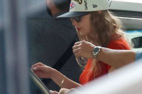 Taylor Swift seen for the first time in public, since starting her The Eras tour in Australia, spotted boarding a private jet to leave Melbourne. Taylor was seen wearing a Kansas City Chiefs Super Bowl LVIII Champs baseball cap, in tribute to boyfriend Travis Kelce.