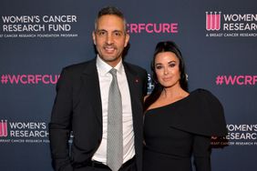 Mauricio Umansky and Kyle Richards attend WCRF's "An Unforgettable Evening" at Beverly Wilshire, A Four Seasons Hotel on February 27, 2020 in Beverly Hills, California.
