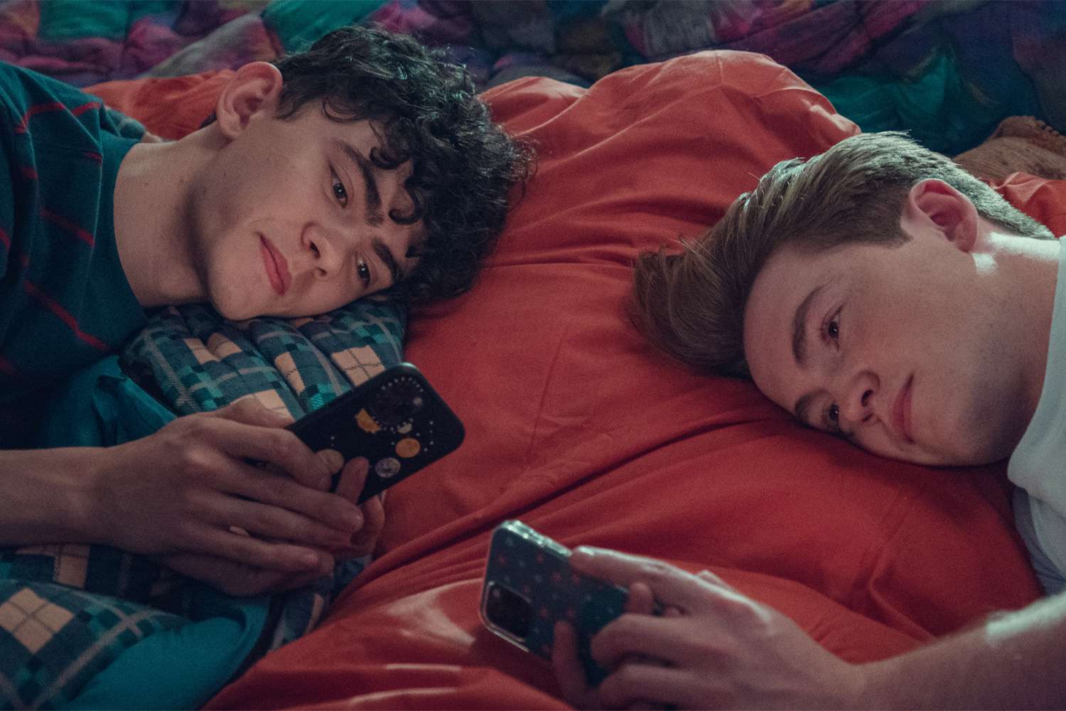 'Heartstopper': Nick Inches Out of the Closet, Tao Trims His Locks and Isaac Gets a Love Interest in Season 2/