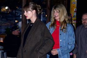 Taylor Swift Goes To Dinner With Zoe Kravitz,Greta Gerwig And Laura Dern