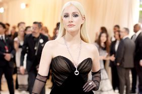 Jessica Chastain attends The 2023 Met Gala Celebrating "Karl Lagerfeld: A Line Of Beauty" at The Metropolitan Museum of Art on May 01, 2023 in New York City