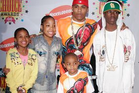 NELLY and his kids at the 19th Annual Nickelodeon Kid's Choice Awards on Apr 1, 2006 in Westwood, California.