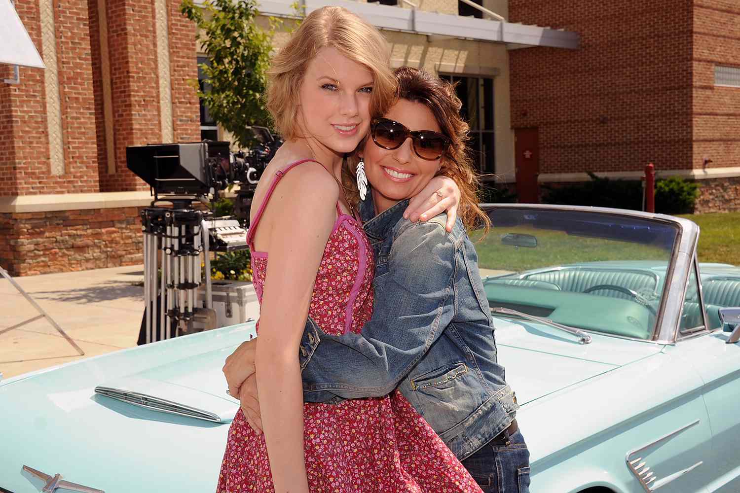 Singers & Songwriters Taylor Swift and Shania Twain during the recreation of "Thelma & Louise" for CMT Music Awards airing on June 8, 2011 8pm EST on CMT Country Music TV. 