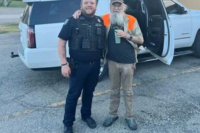 Drumright Police Department. https://www.facebook.com/100068804546584/posts/368740092096139. Duck Dynasty’s Uncle Si Delights Police Officer He Meets at Restaurant: ‘Pretty Darn Cool’.