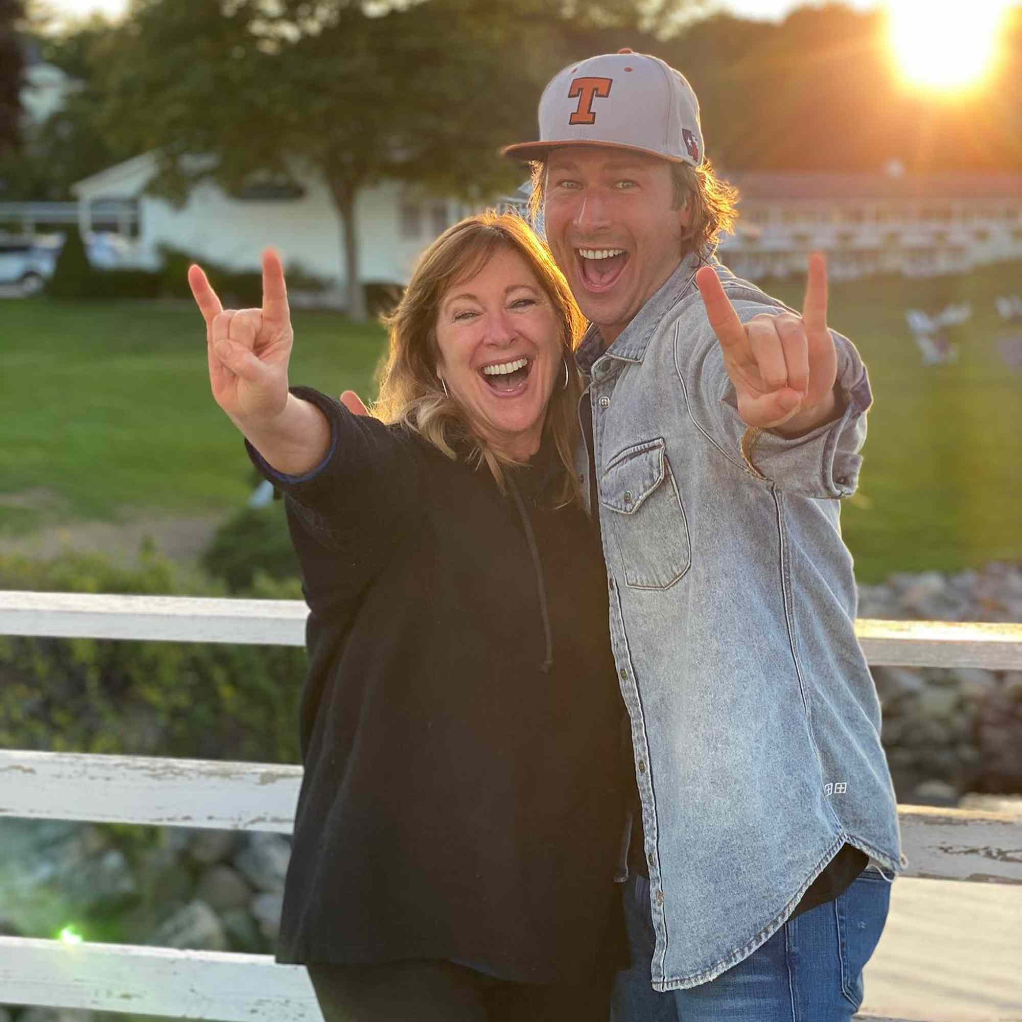 Glen Powell and his mom Cyndy Powell.