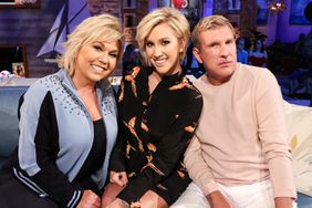 "Chrisley's Believe It Or Not" Episode 606 -- Pictured: (l-r) Julie Chrisley, Savannah Chrisley, Todd Chrisley 