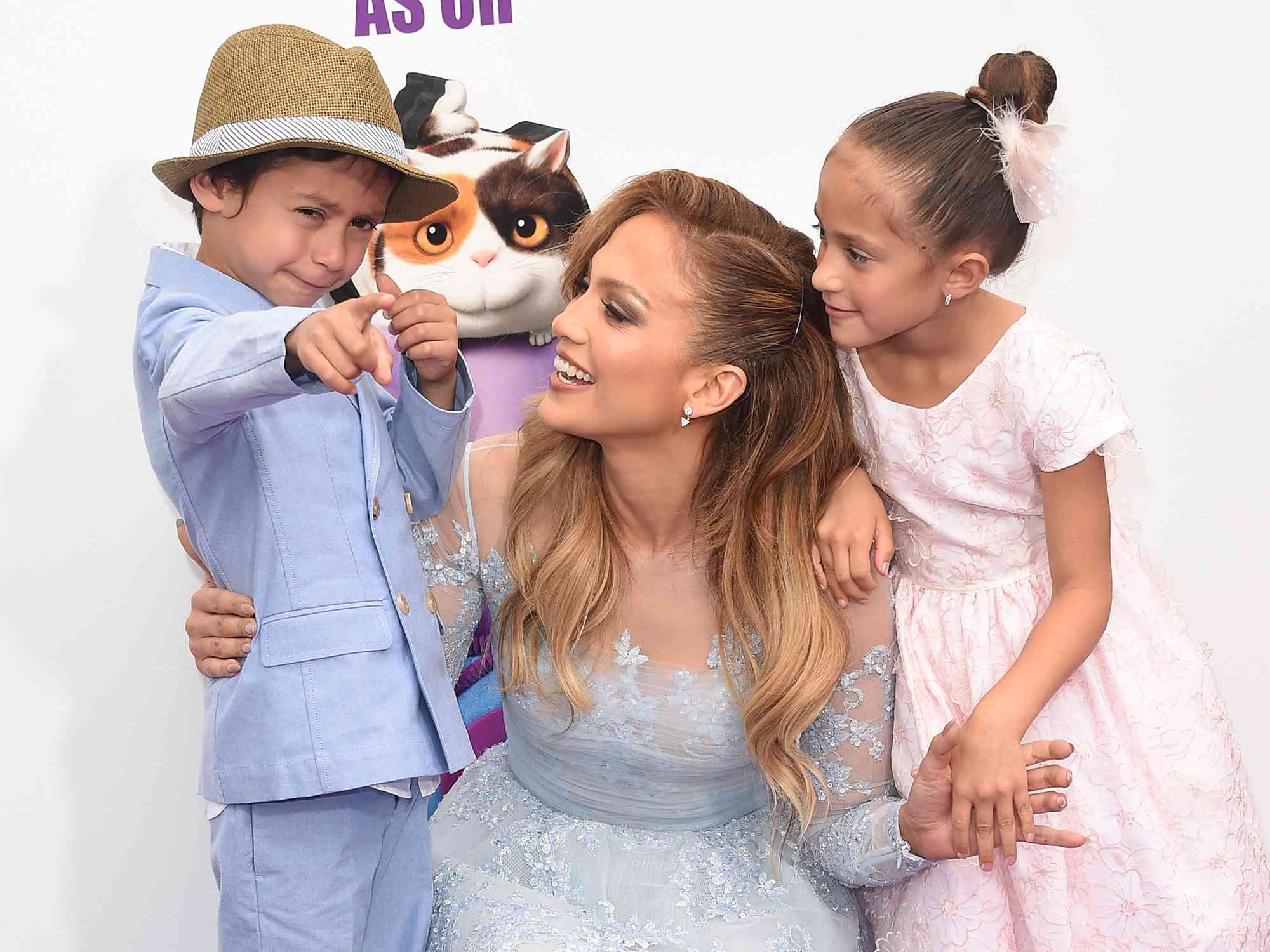 Jennifer Lopez (C) and son Maximilian David Muniz (L) and daughter Emme Maribel Muniz 