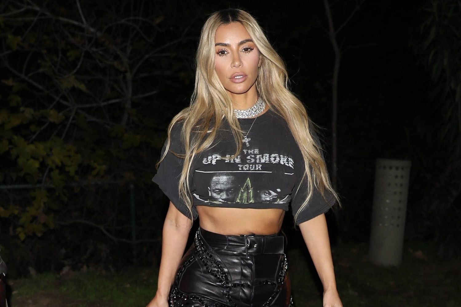 West Hollywood, CA - *EXCLUSIVE* - Kim Kardashian shows off her famous figure as she exits Mason's Bar Mitzvah in L.A to attend Ben Affleck and Jennifer Lopez Holiday Party. Pictured: Kim Kardashian BACKGRID USA 18 DECEMBER 2022 USA: +1 310 798 9111 / usasales@backgrid.com UK: +44 208 344 2007 / uksales@backgrid.com *UK Clients - Pictures Containing Children Please Pixelate Face Prior To Publication*