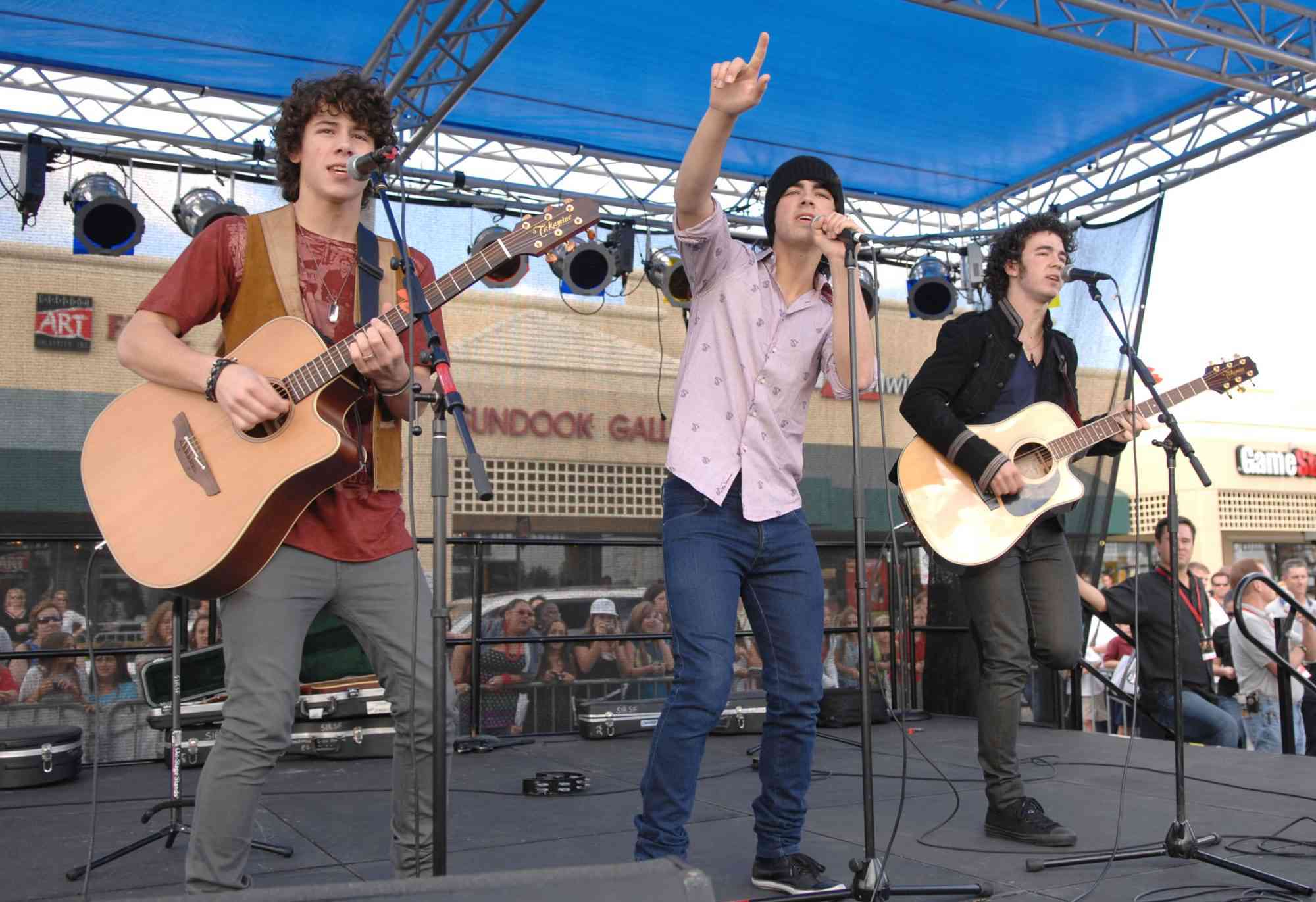 Jonas Brothers Appearance At Boca Raton Mall