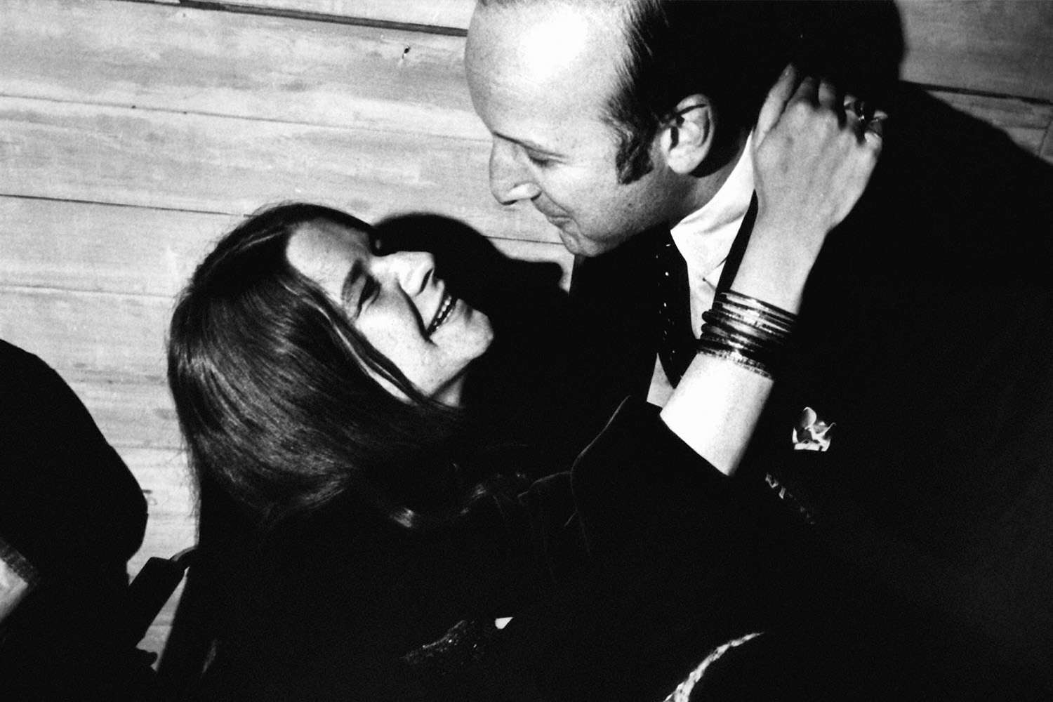 UNITED STATES - JANUARY 01: Photo of Clive DAVIS and Janis JOPLIN; with Clive Davis, President of CBS Records (Photo by Elliott Landy/Redferns)