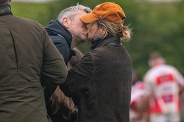 Renée Zellweger and Ant Anstead share a kiss in London