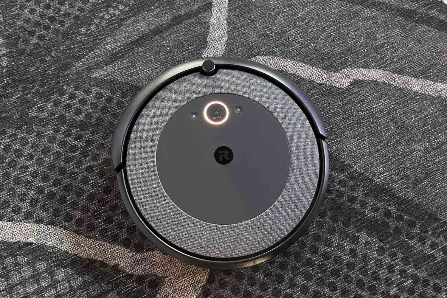 iRobot Roomba i3+ EVO cleaning floor