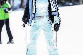 Bella Hadid hits the slopes in Aspen
