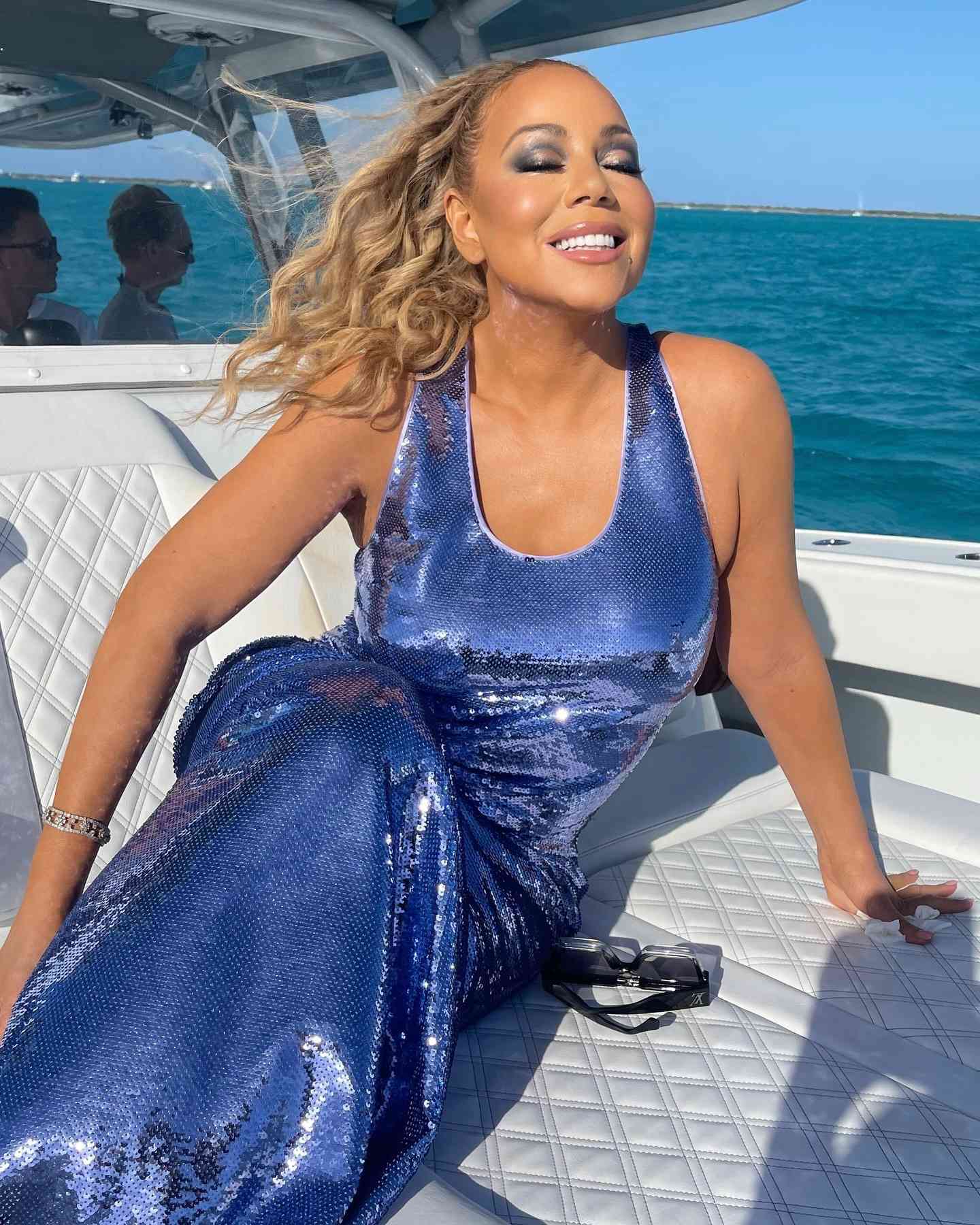 Mariah Carey Celebrates Her 55th Birthday by Sharing a Stunning Selfie