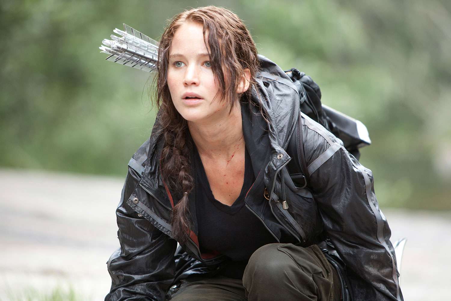 Editorial use only. No book cover usage. Mandatory Credit: Photo by Lionsgate/Kobal/Shutterstock (5885659a) Jennifer Lawrence The Hunger Games - 2012 Director: Gary Ross Lionsgate USA Scene Still