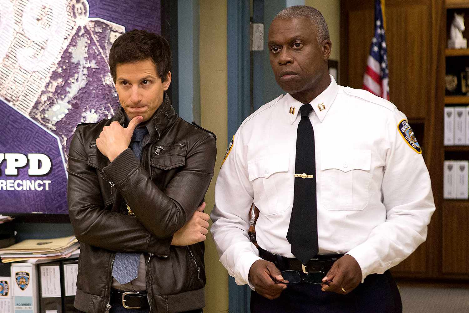 Andy Samberg (L) and Andre Braugher in the "48 Hours" episode of BROOKLYN NINE-NINE 