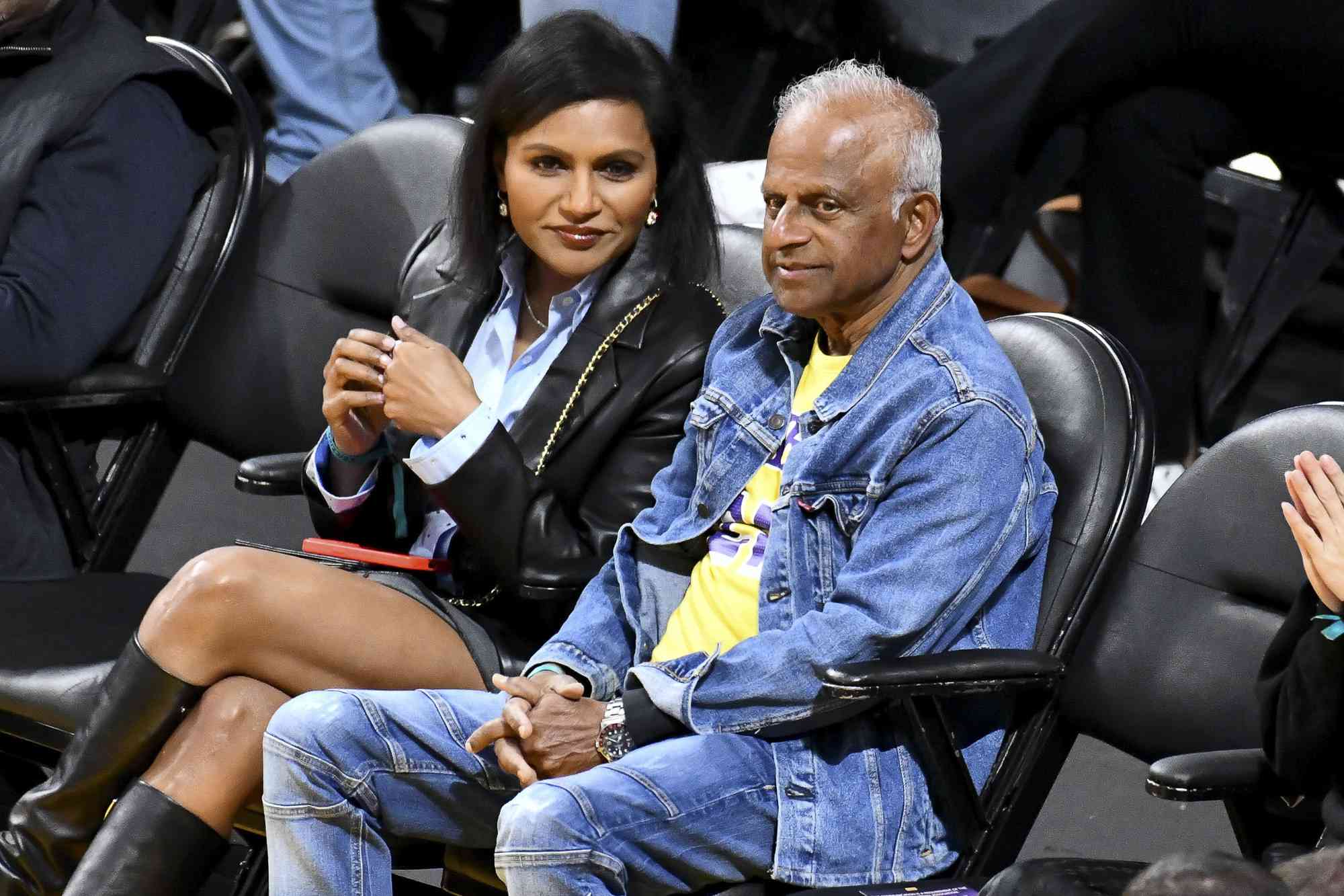 Mindy Kaling and Avu Chokalingam attend a basketball game between the Los Angeles Lakers and the Golden State Warriors at Crypto.com Arena on February 23, 2023 in Los Angeles, California.