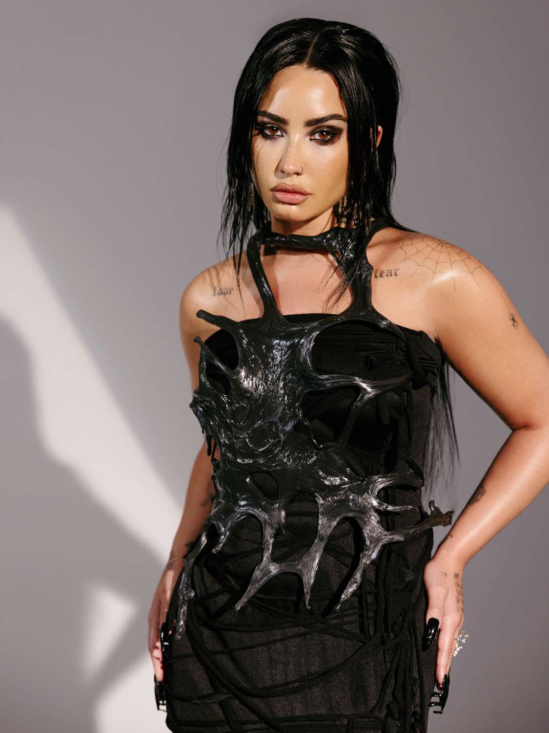 Demi Lovato Releases Anthemic Rock Version of Her Hit âConfidentâ