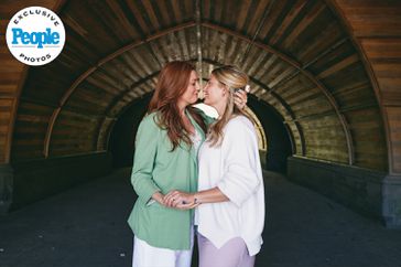 Broadways Jessica Phillips and Chelsea Nachman Are Engaged